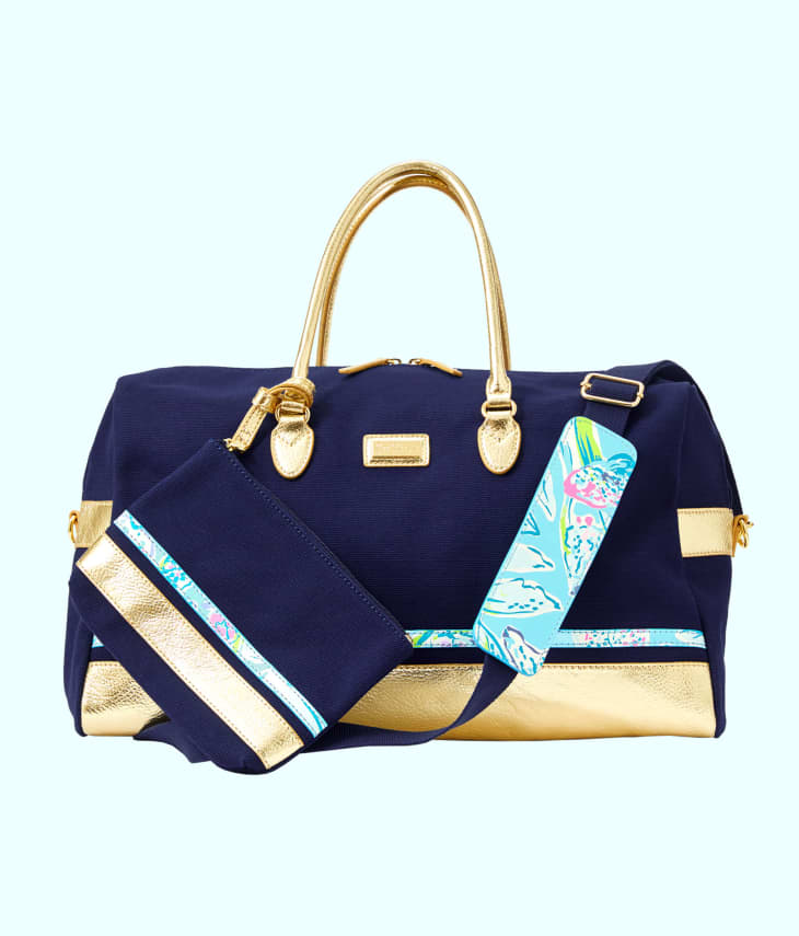 Lilly pulitzer weekender 2025 bag
